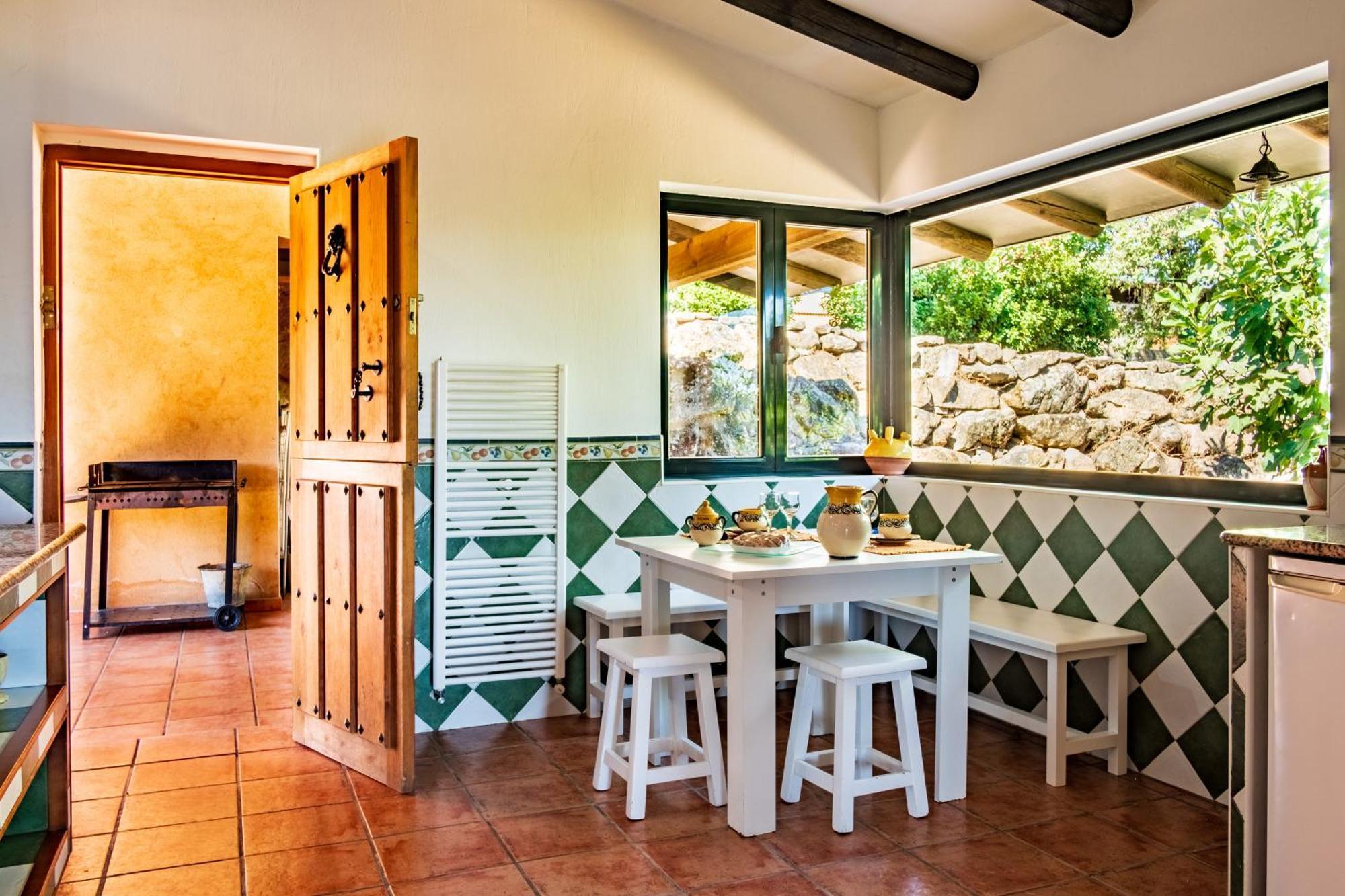 Amaltea Guest House Candeleda Exterior foto