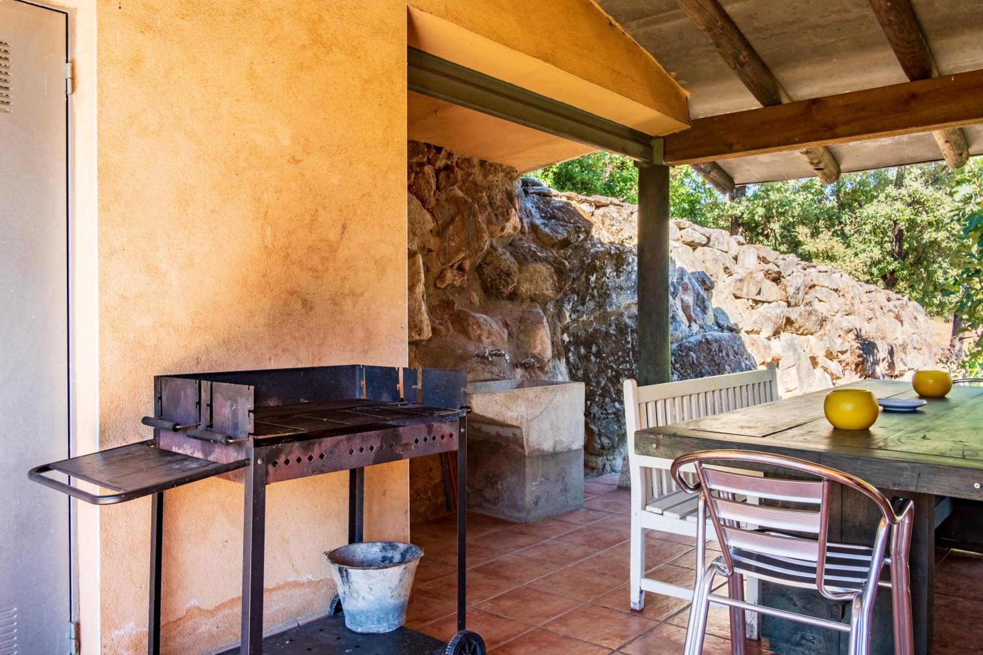 Amaltea Guest House Candeleda Exterior foto