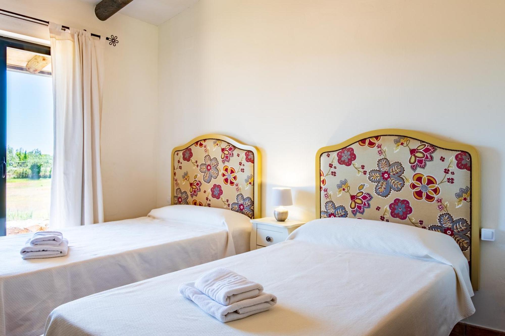 Amaltea Guest House Candeleda Exterior foto
